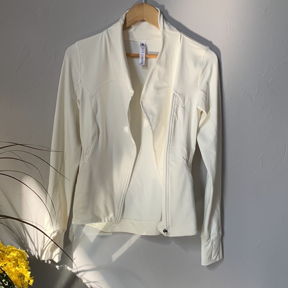 90 Degree By Reflex Off-White/Cream Zipper Front Top - Picture 4 of 5